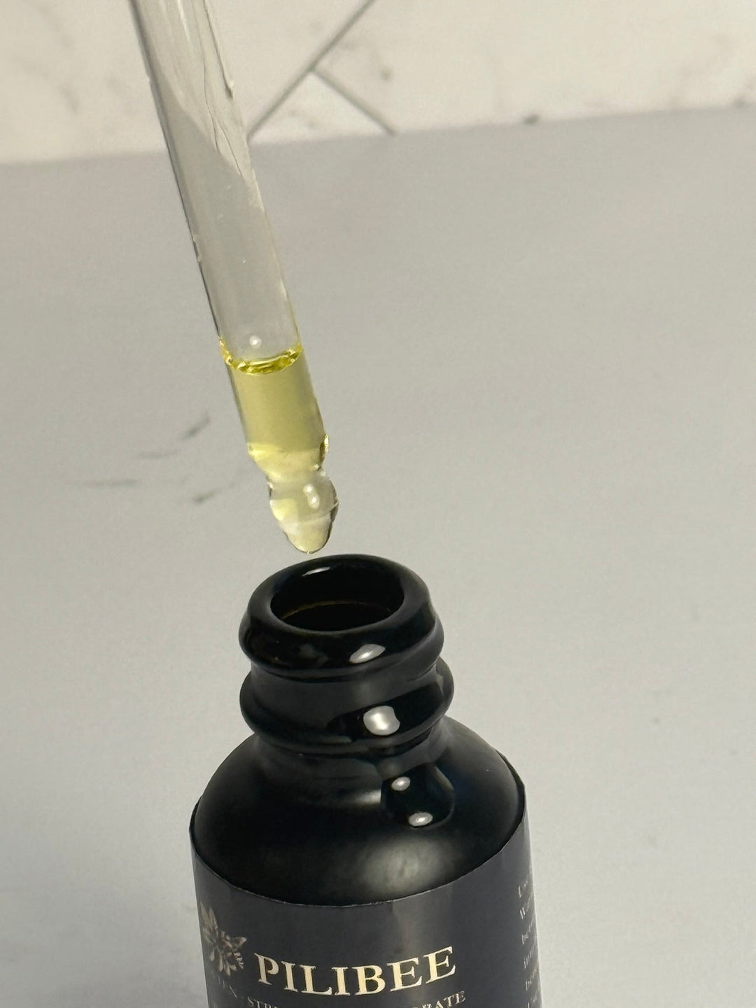 What Pili Pulp Oil Feels Like, and Why we Use It. - PiliBee