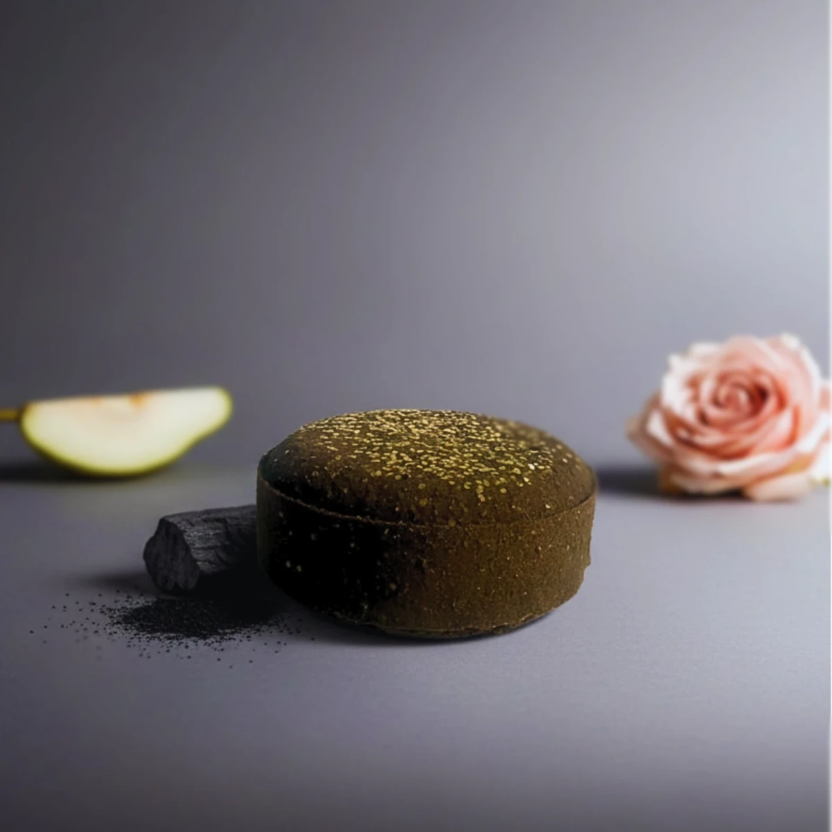 Charcoal + Gold Glitter Bath Bomb | Pear & Rosewater - PiliBee
