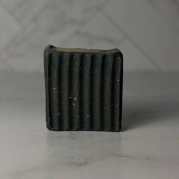 Woody &amp; Resinous Scented Pili Pulp Oil Bar Soap - PiliBee